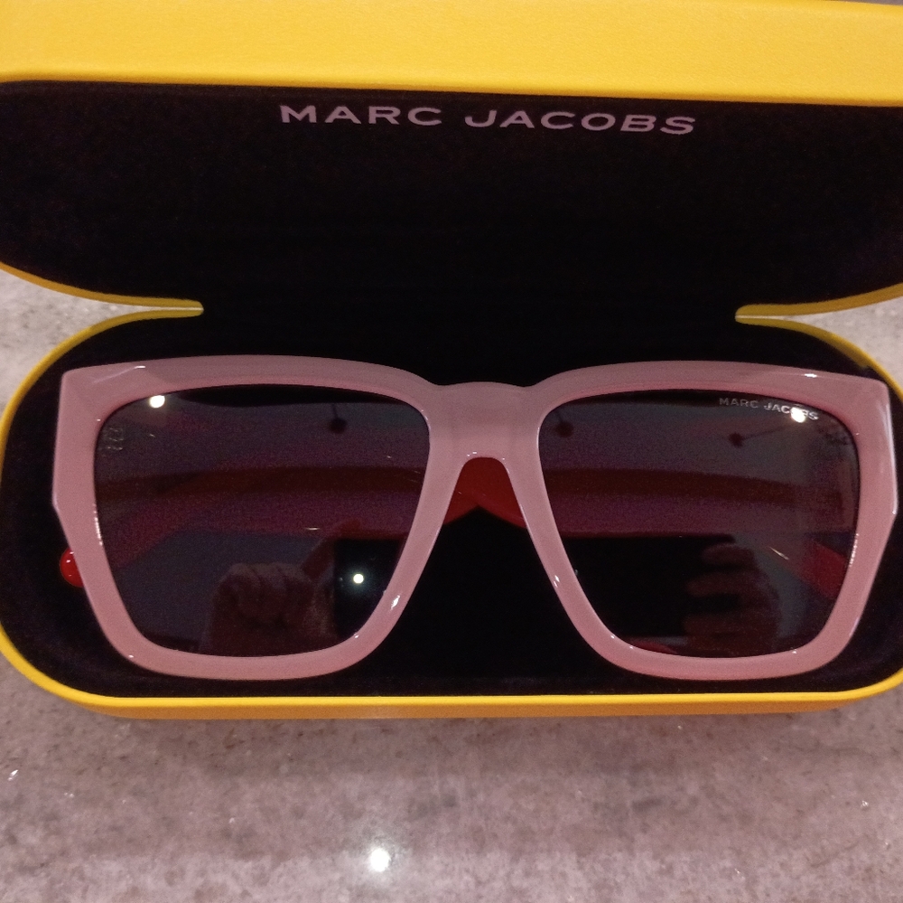 Marc Jacobs Pink & Red Women's Square Sunglasses